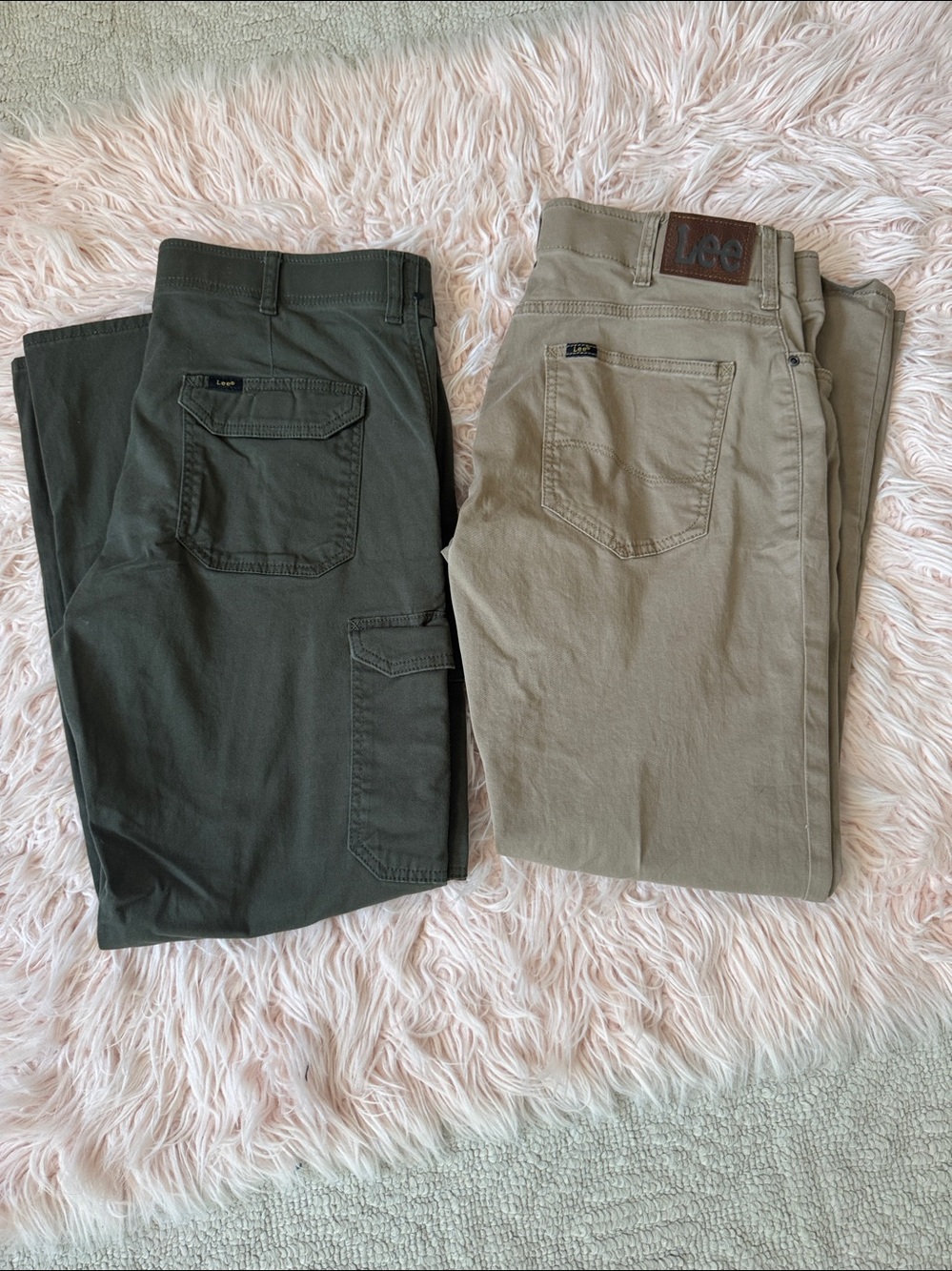 Lee Jeans Extreme Motion slacks in army green & khaki Sze 34x32